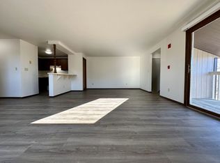 1760 Eldorado Dr #2, Green Bay, WI 54302