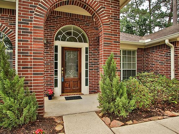 Welcoming front porch.