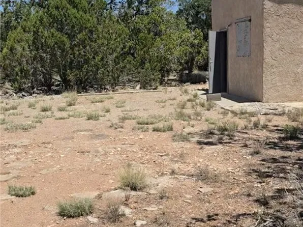 32220 W Conejo Rd, Seligman, AZ 86337
