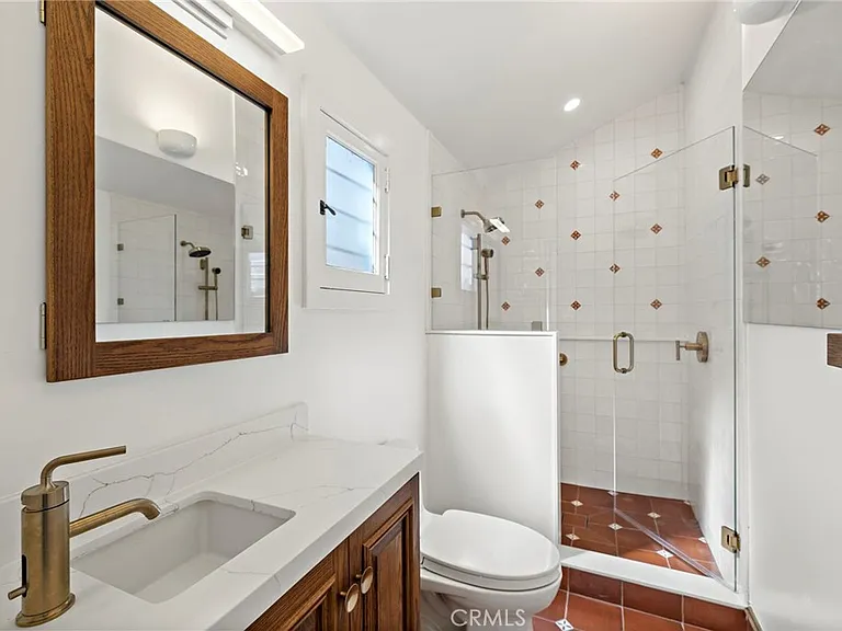 4 Camel Point Dr — Photo 14