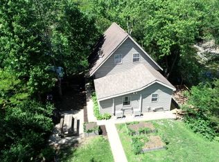 202 Eagle Bluff Dr, Oakwood, IL