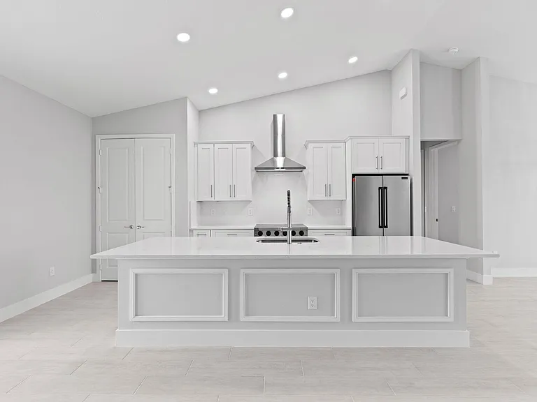 11299 42nd Rd N — Photo 8
