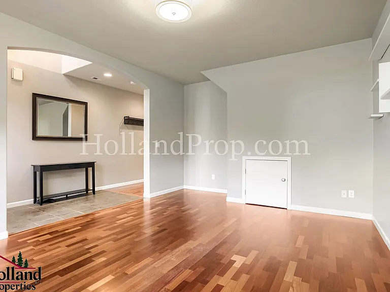 19021 SW York St — Photo 7