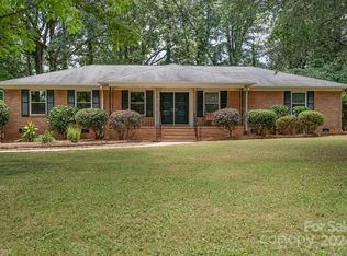 4626 Sunlea Ln, Charlotte, NC 28212