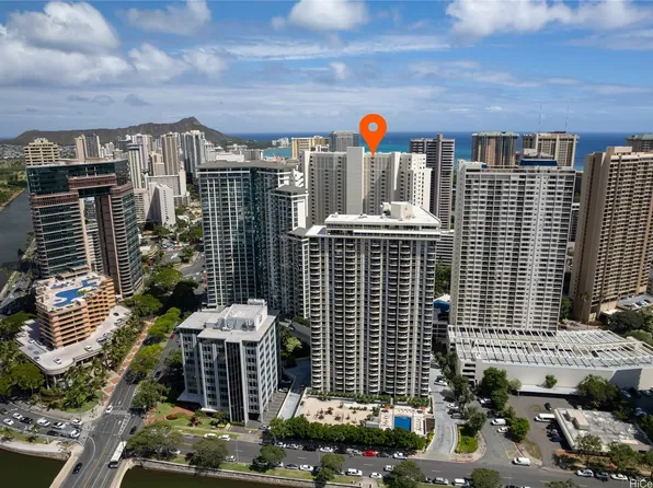 469 Ena Rd APT 1905, Honolulu, HI 96815