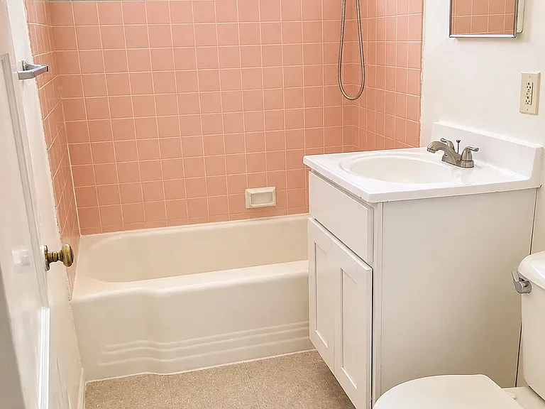 4580 California Ave — Photo 7