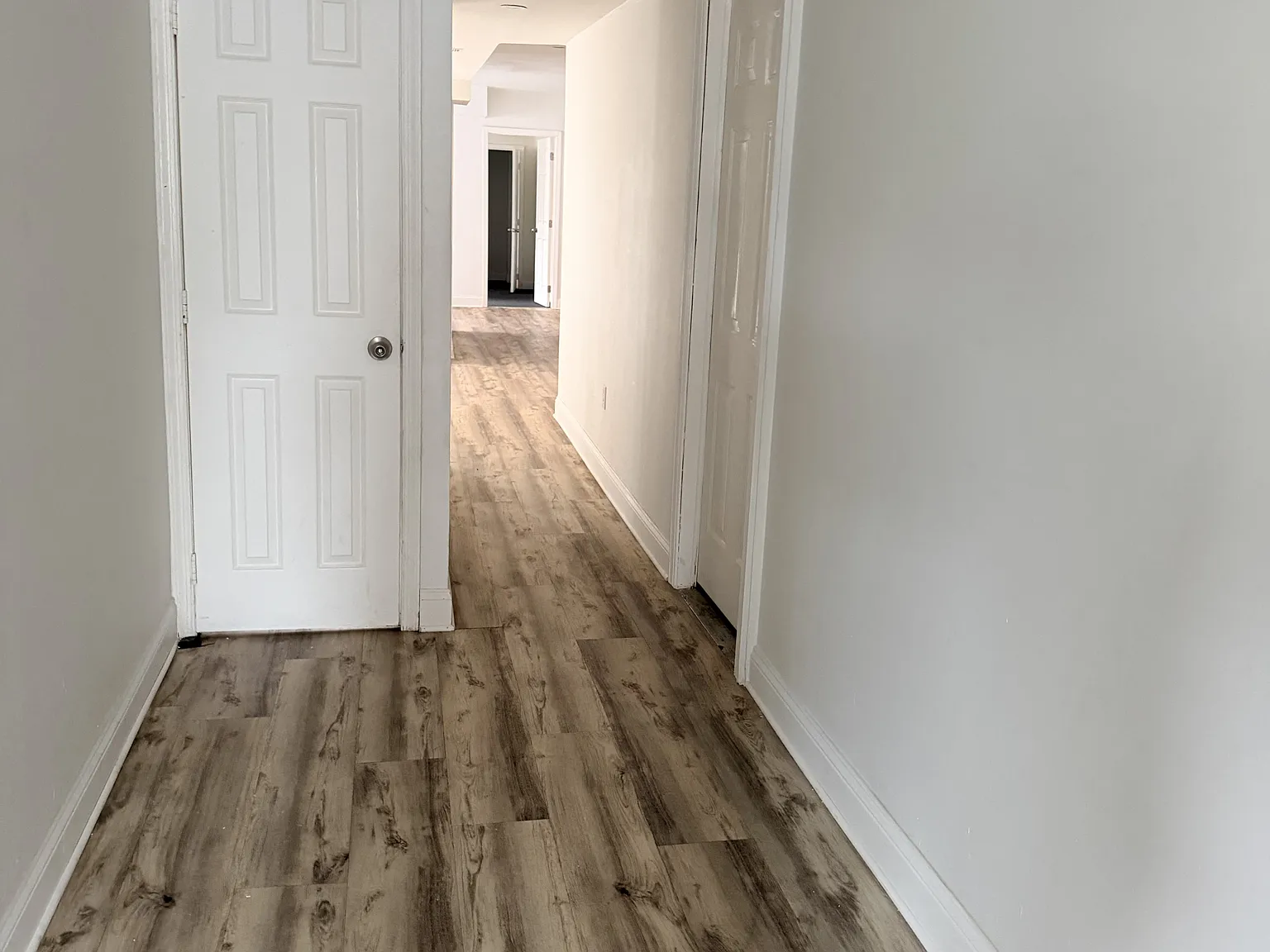 8th St - 407 W - 2 — Photo 3