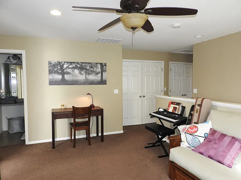 3595 Akron St — Photo 15
