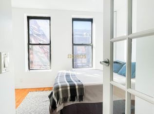 533 E 5th St #15A, New York, NY 10009