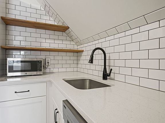 5th image of 101-107 Union Ave #101-6