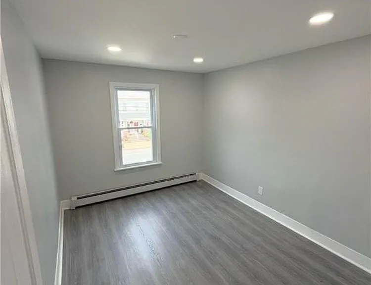 223 Zerby Ave #2 — Photo 11