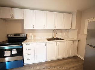 381A Queen St, Peterborough, ON K9H 3J7