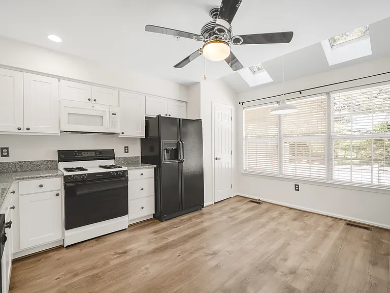 1680 Rockcress Dr — Photo 11