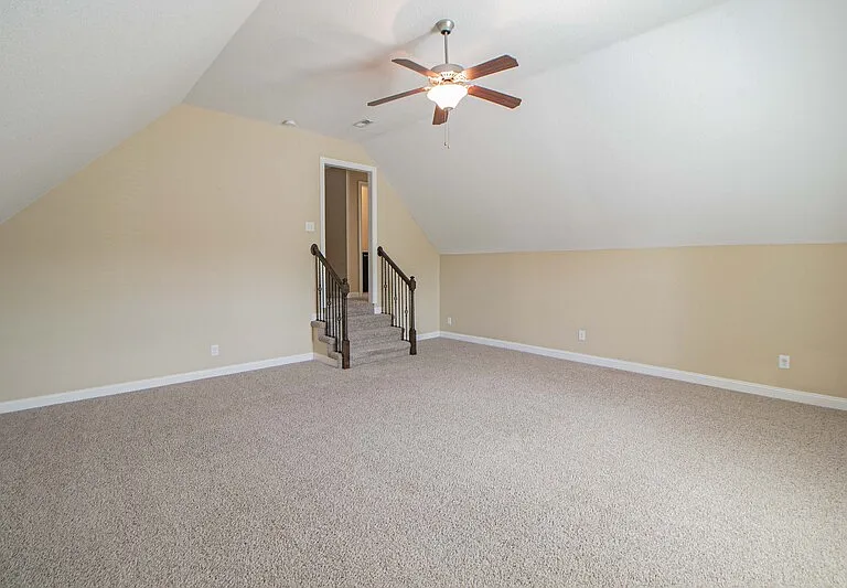 809 Carousel Ct — Photo 22