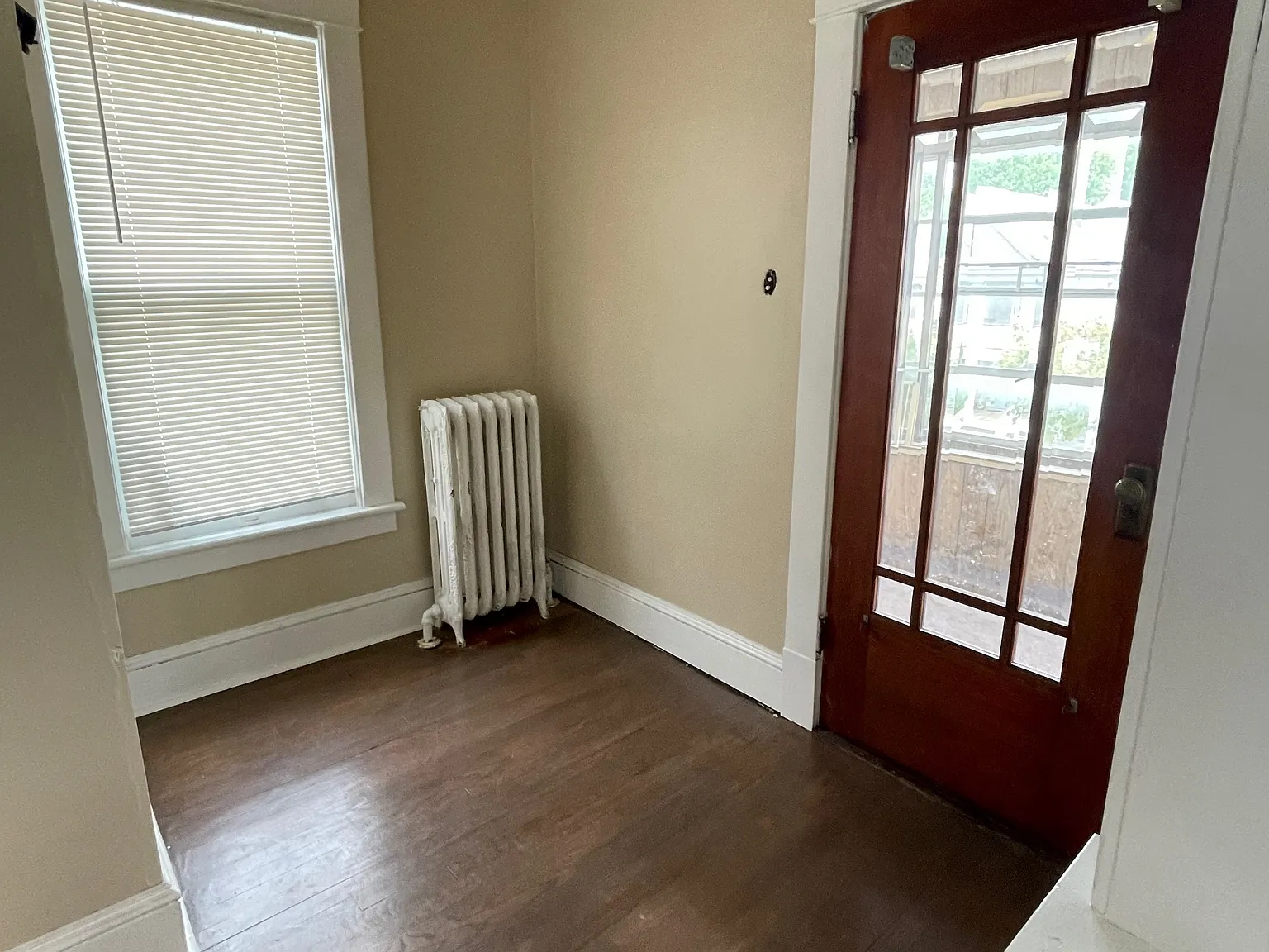 3 bed, 1500 sqft, $1,850 — Photo 4