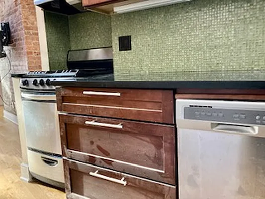 Rented by Corcoran | media 25