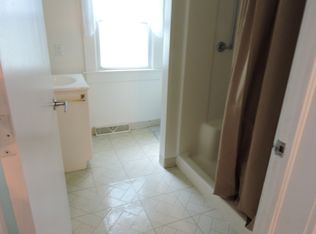 233 E Leasure Ave, New Castle, PA 16101