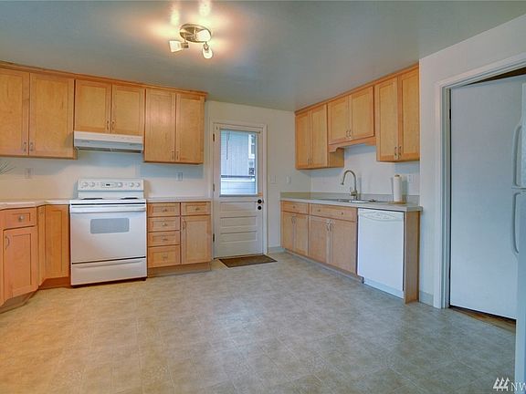 4th image of 7506 36th Ave NE