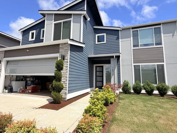 16914 1st Pl S, Burien, WA 98148