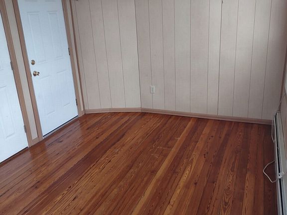 4th image of 183 Kilvert St #2L