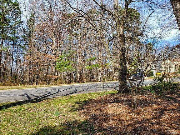 5th image of 711 Lakewater Dr