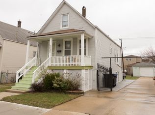 5030 W Eddy St, Chicago, IL 60641