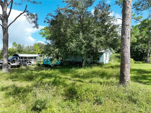 18460 Ace RD, NORTH FORT MYERS, FL 33917