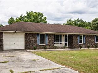 325 Rainbow Dr, Sumter, SC 29154