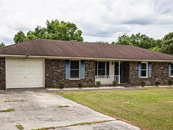 325 Rainbow Dr, Sumter, SC 29154