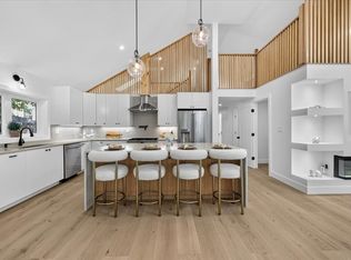 101 Hackensack Rd, Chestnut Hill, MA 02467