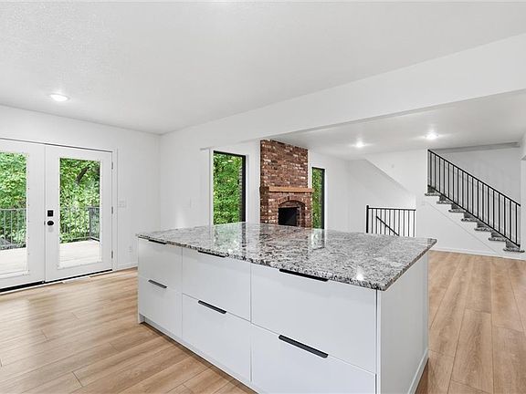 5th image of 4606 NW 83rd St