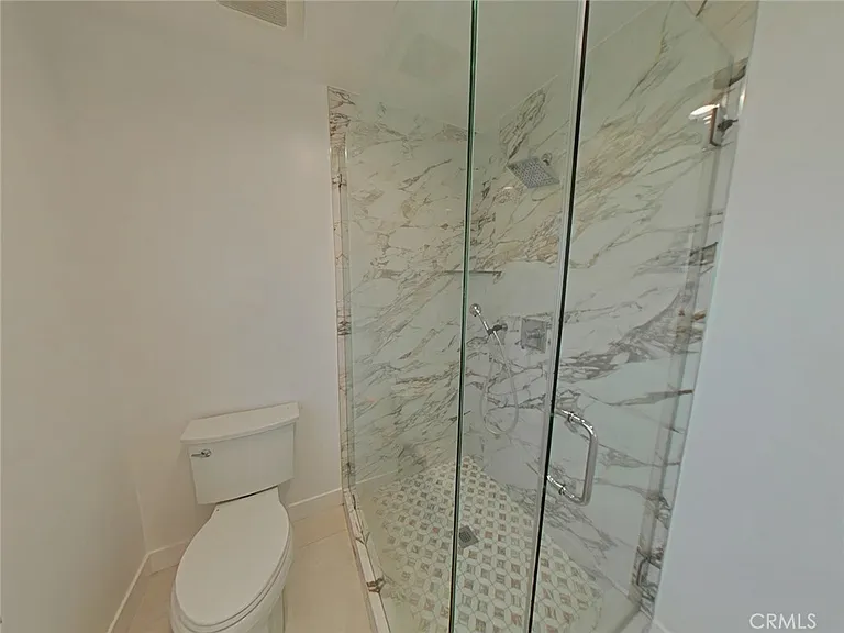 17633 Nordhoff St — Photo 17