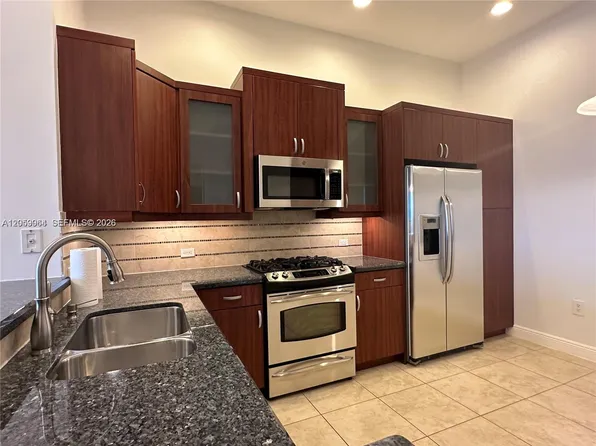 3055 NW 126th Ave APT 411, Sunrise, FL 33323