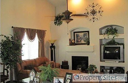 3rd image of 18048 W Caribbean Ln