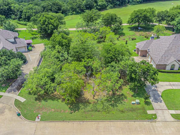 1004 Parview Cir, Cedar Hill, TX 75104