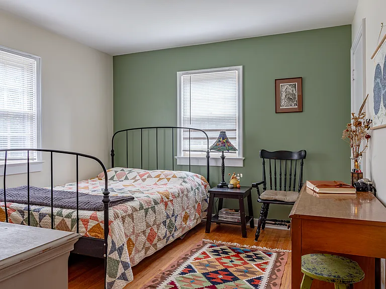 Left bedroom