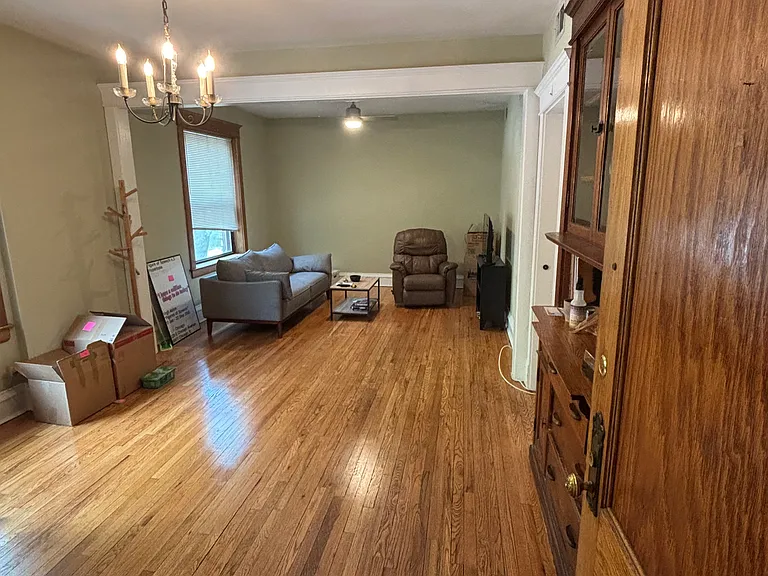 3604 N Greenview Ave #1 — Photo 4