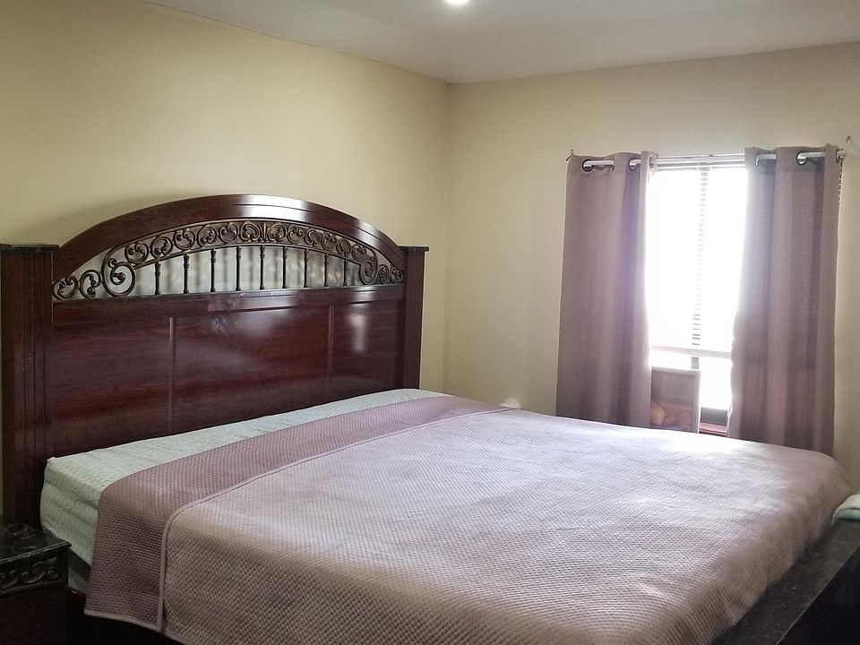 1st image of 22607 Linden Blvd #1
