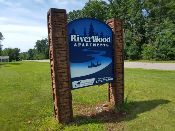 2421 Carey St #104, Wisconsin Rapids, WI 54495