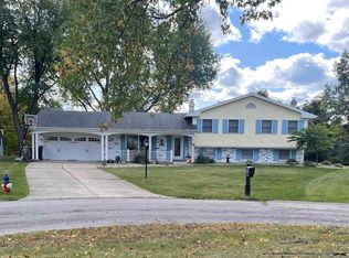 6247 Exeter Ct, South Bend, IN 46614