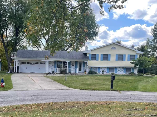 6247 Exeter Ct, South Bend, IN 46614