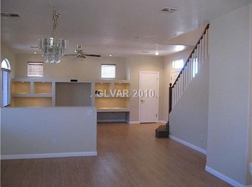 5th image of 79 Montagna Mirage St