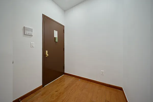 Rented by Living New York | media 12