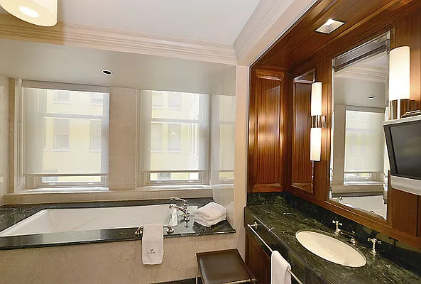 Rented by New York Residence | media 38