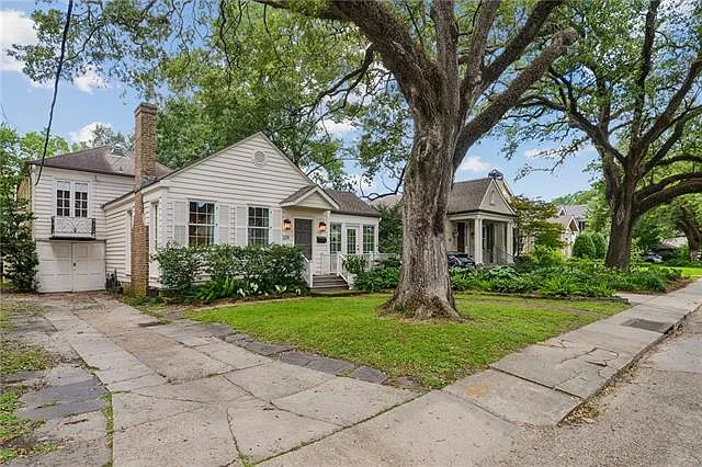 228 Fairway Dr — Photo 4