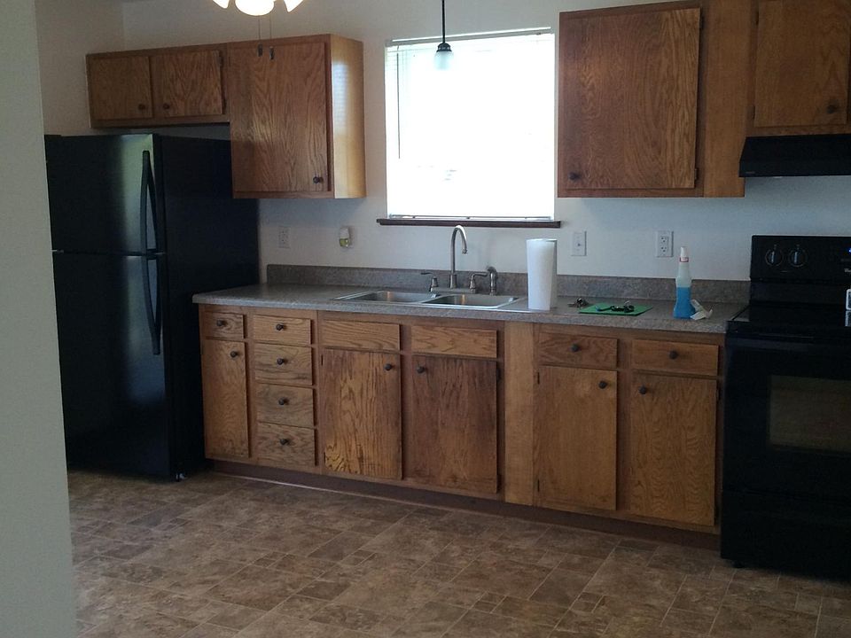 1st image of 60 Private Dr