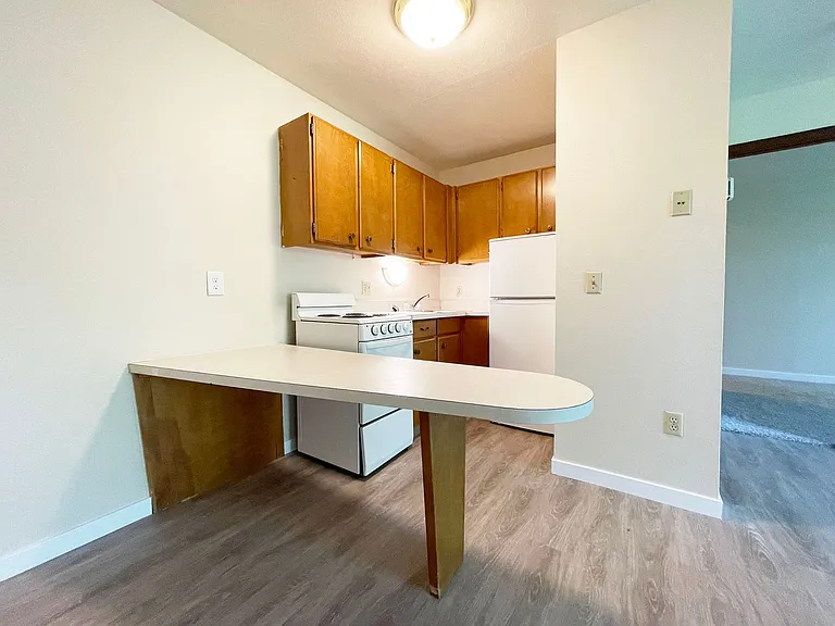 Terrace Heights — Photo 14