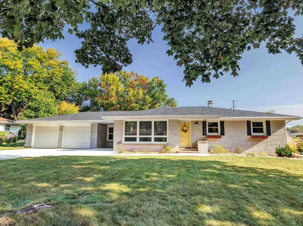 976 Watermolen Ave, Green Bay, WI 54304
