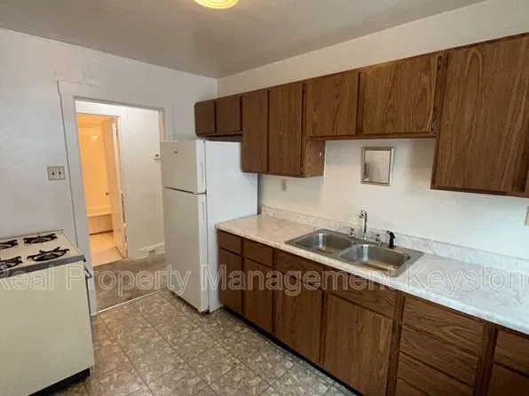 3518-3520 Campus St, Pittsburgh, PA 15212
