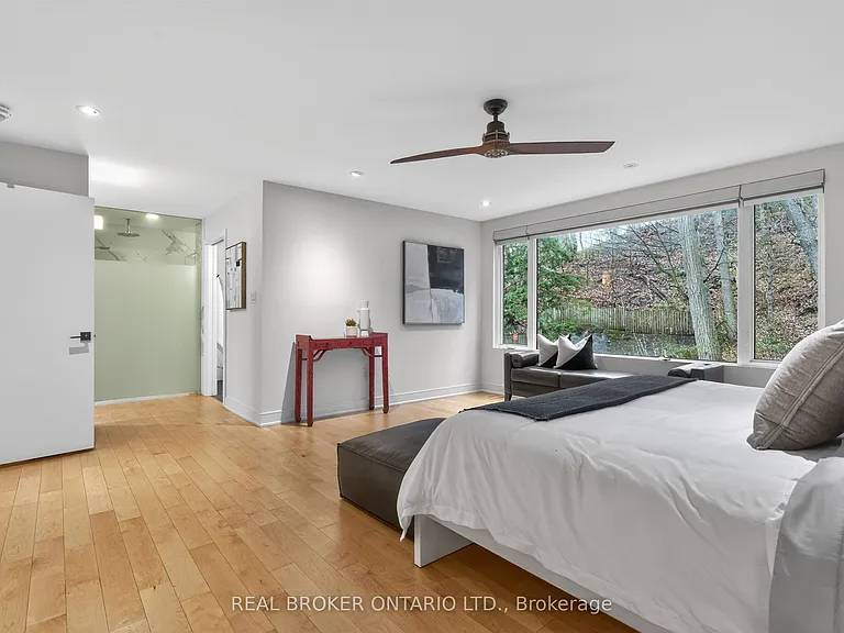 88 Kingsway Way — Photo 20